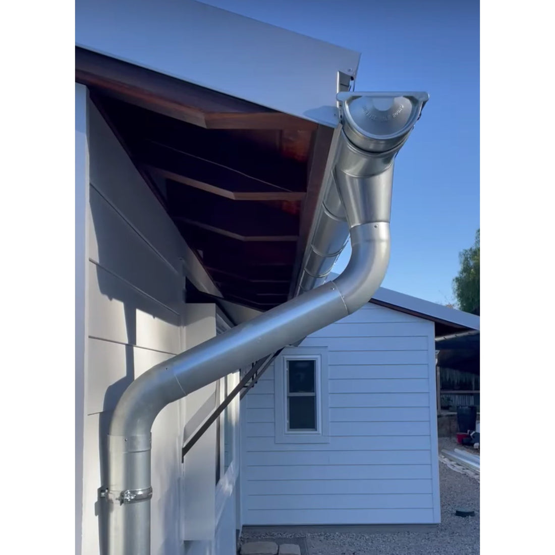 Galvanized steel half round gutters with elbows and connection pieces